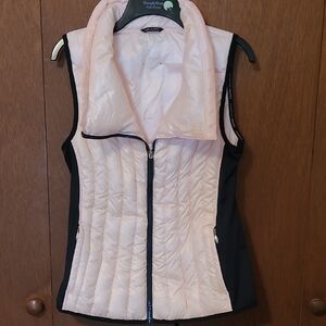 Calvin Klein Performance Peach & Black Down Vest SZ M